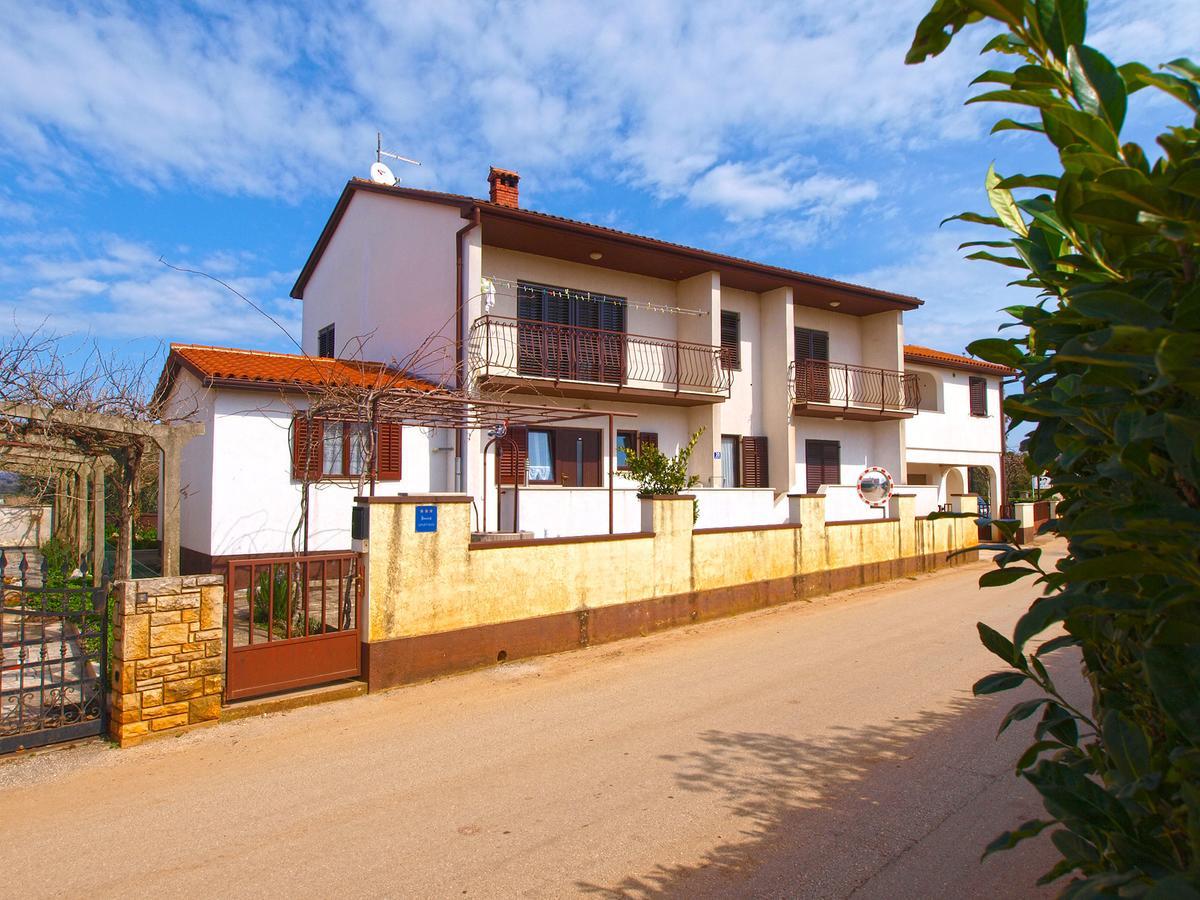 פאז'אנה Apartments Ivan 1031 מראה חיצוני תמונה